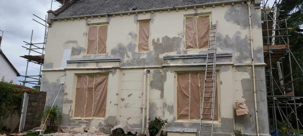 front of okehampton house showing bad render