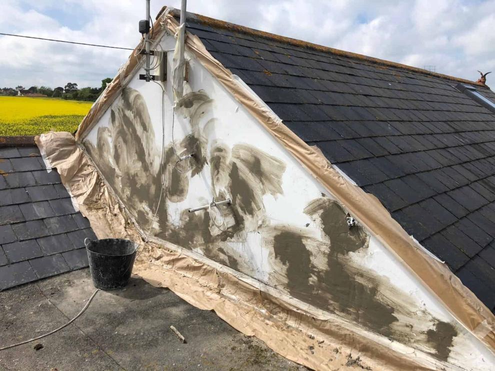 How to Fix Hairline Cracks in Rendered Walls & how to repair